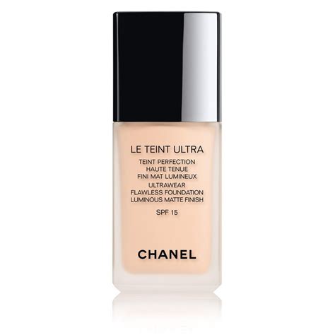 chanel ultrawear flawless liquid foundation 20 vs 21|chanel makeup foundation.